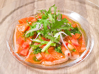 ふくいサーモンのカルパッチョ　大葉ジェノベーゼ