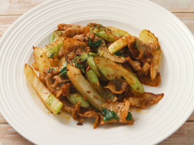 セロリと豚肉のエスニックソテー